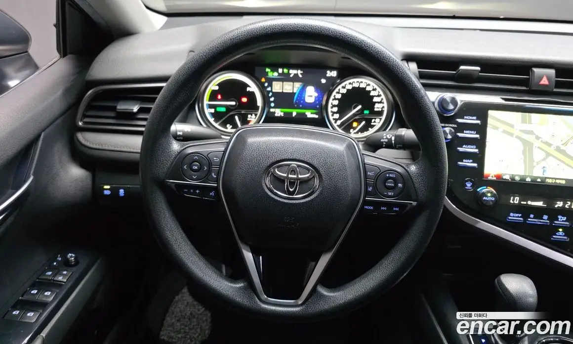 Toyota Camry 2019 2.5 АКПП, фото 20