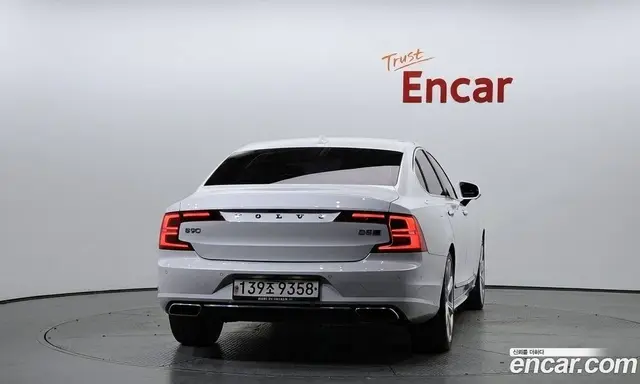 Volvo S90 2019 2.0 АКПП, миниатюра 3