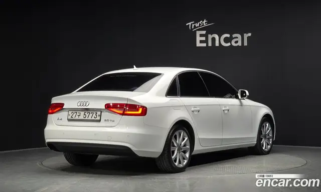 Audi A4 2012 2.0 АКПП, миниатюра 2