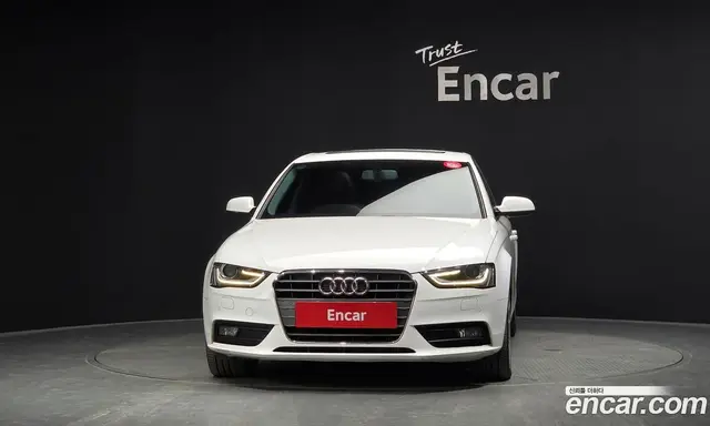 Audi A4 2012 2.0 АКПП, миниатюра 3