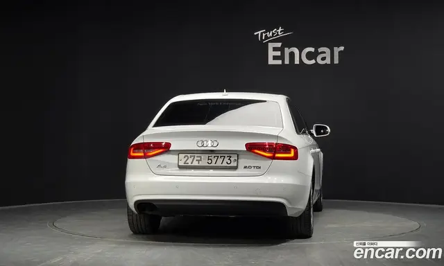 Audi A4 2012 2.0 АКПП, миниатюра 4