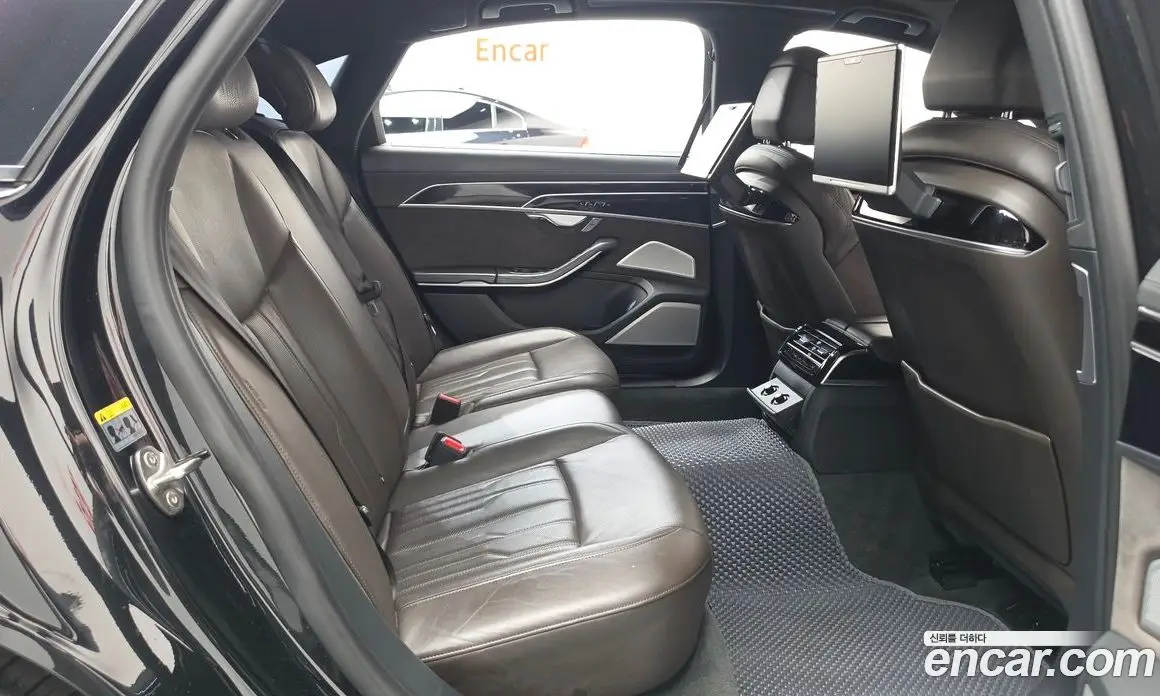 Audi A8 2019 3.0 АКПП, фото 17