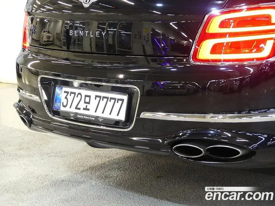 Bentley Flying Spur 2022 4.0 АКПП, фото 7