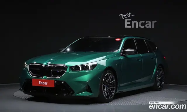 BMW M5, 2026, 5 031 км