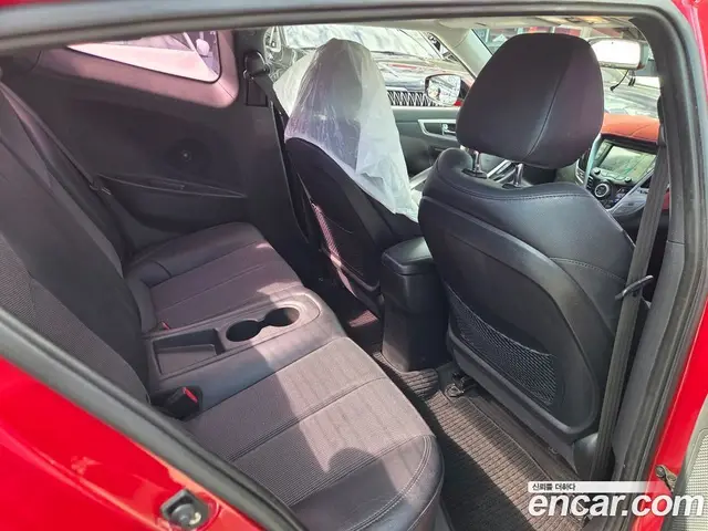 Hyundai Veloster 2011 1.6 АКПП, миниатюра 8