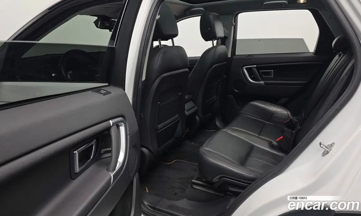 Land Rover Discovery Sport 2019 2.0 АКПП, фото 15