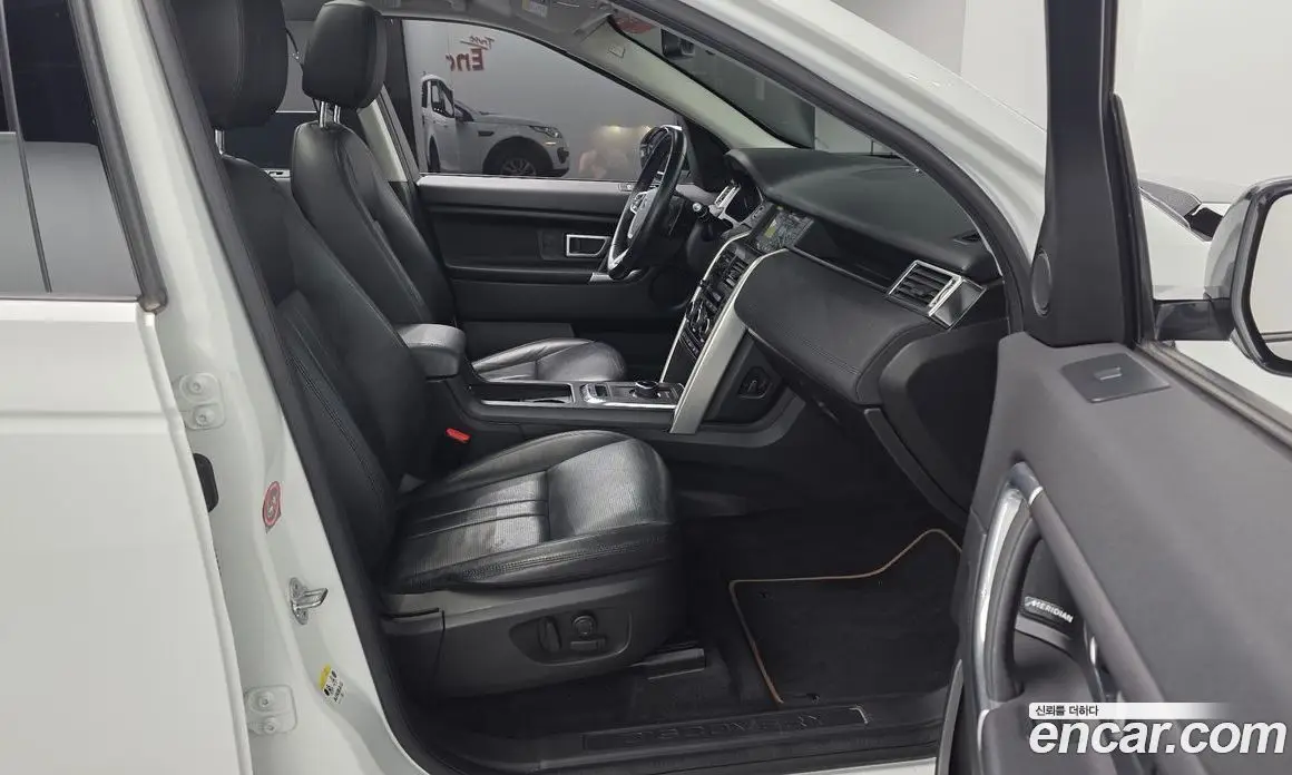 Land Rover Discovery Sport 2019 2.0 АКПП, фото 16