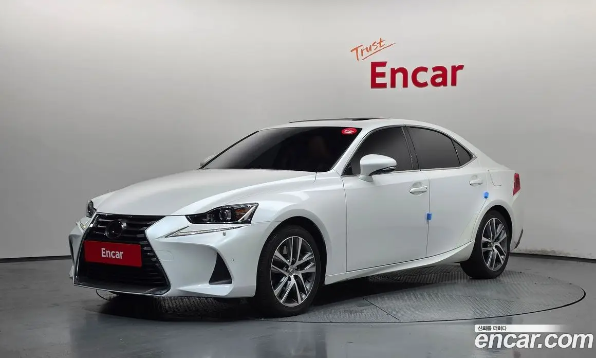 Lexus IS 2017 2.0 АКПП, фото 1 Lexus IS 2017 2.0 АКПП, фото 1