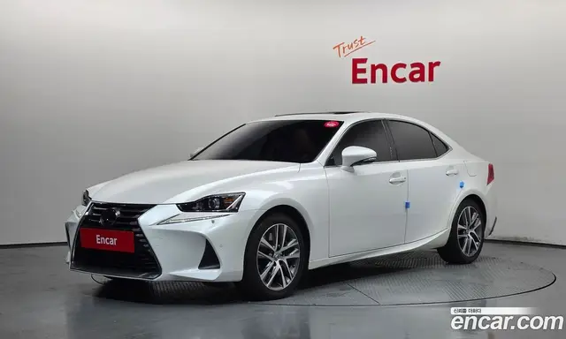 Lexus IS, 2017, 41 742 км