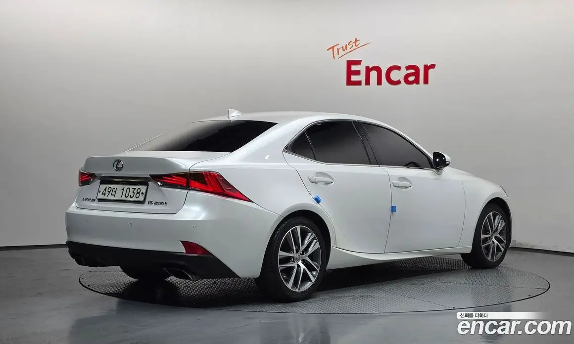 Lexus IS 2017 2.0 АКПП, фото 2 Lexus IS 2017 2.0 АКПП, фото 2