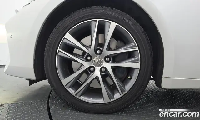 Lexus IS 2017 2.0 АКПП, миниатюра 5 Lexus IS 2017 2.0 АКПП, миниатюра 5