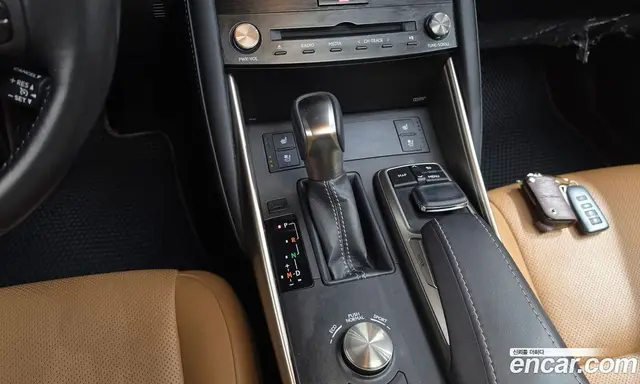 Lexus IS 2017 2.0 АКПП, миниатюра 9 Lexus IS 2017 2.0 АКПП, миниатюра 9