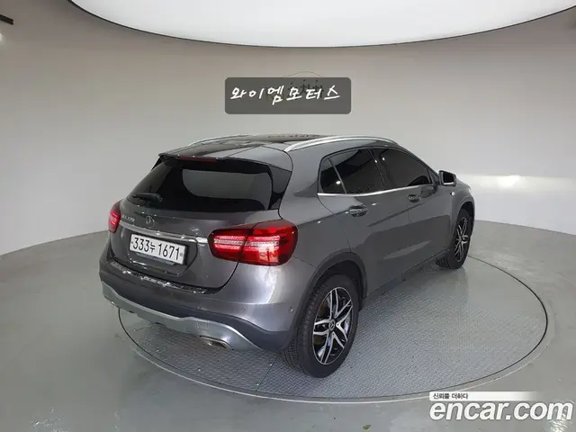 Mercedes-Benz GLA-Class 2019 2.0 АКПП, миниатюра 2