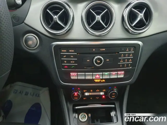 Mercedes-Benz GLA-Class 2019 2.0 АКПП, миниатюра 12