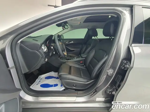 Mercedes-Benz GLA-Class 2019 2.0 АКПП, миниатюра 10