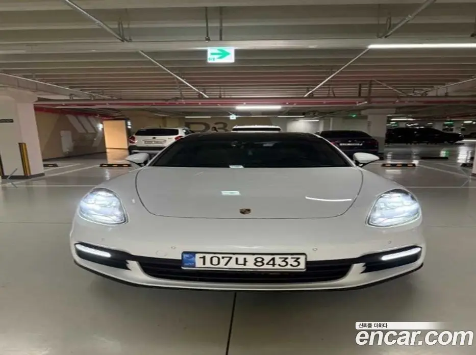 Porsche Panamera 2018 3.0 АКПП, фото 1 Porsche Panamera 2018 3.0 АКПП, фото 1
