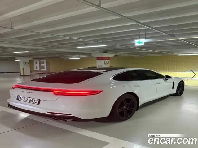 Porsche Panamera 2018 3.0 АКПП, миниатюра 6 Porsche Panamera 2018 3.0 АКПП, миниатюра 6