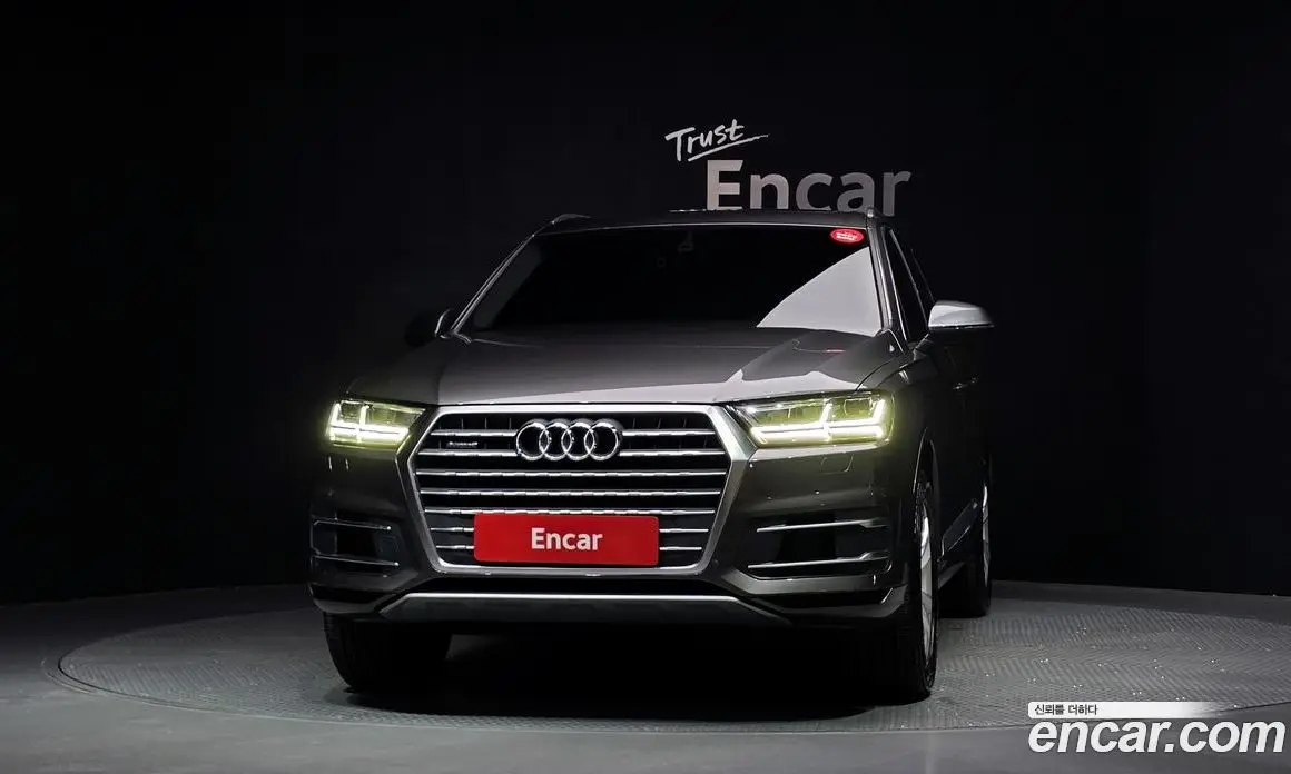 Audi Q7 2019 2.0 АКПП, фото 3