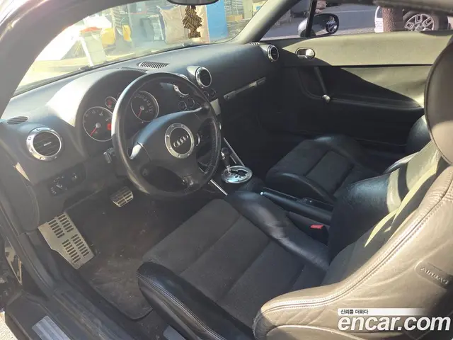 Audi TT 2005 3.2 АКПП, миниатюра 3
