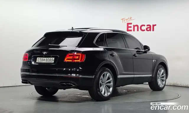 Bentley Bentayga 2019 4.0 АКПП, миниатюра 2