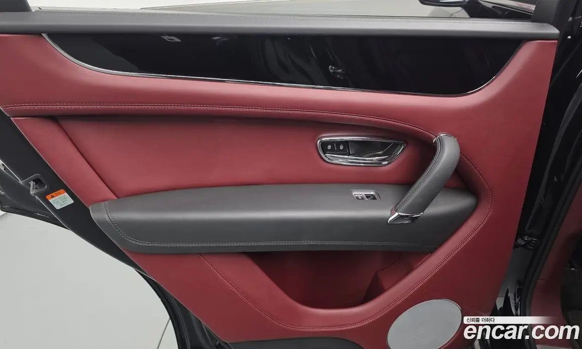 Bentley Bentayga 2019 4.0 АКПП, фото 15