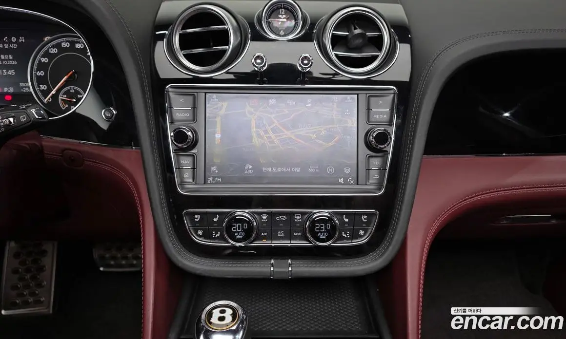 Bentley Bentayga 2019 4.0 АКПП, фото 20