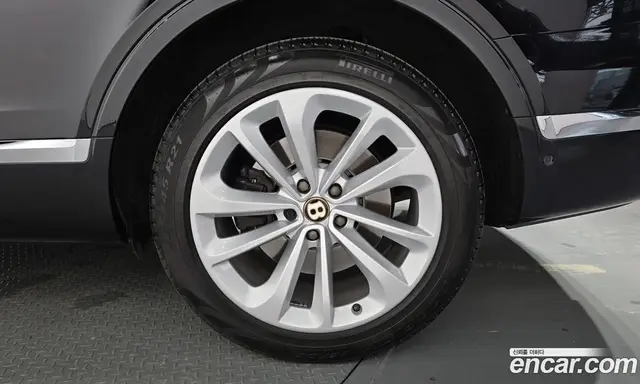 Bentley Bentayga 2019 4.0 АКПП, миниатюра 7