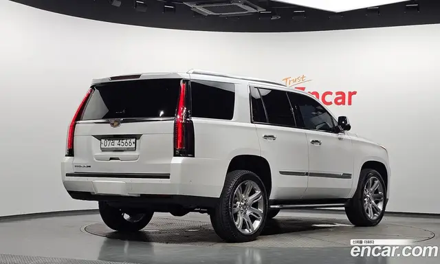 Cadillac Escalade 2019 6.2 АКПП, миниатюра 2
