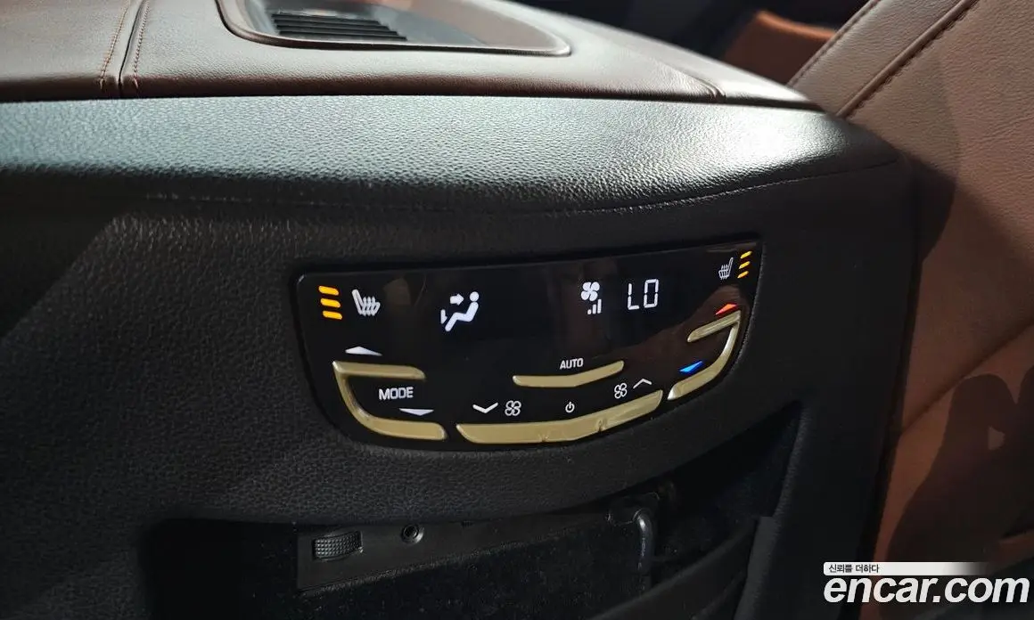 Cadillac Escalade 2019 6.2 АКПП, фото 18
