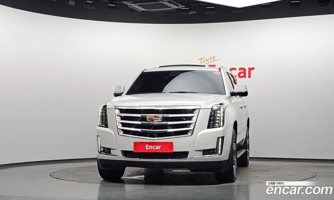 Cadillac Escalade 2019 6.2 АКПП, фото 3