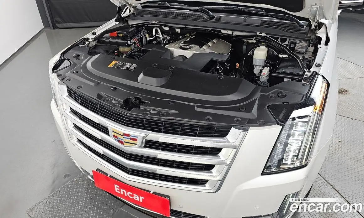 Cadillac Escalade 2019 6.2 АКПП, фото 6