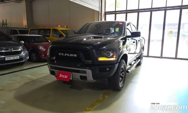 Dodge Ram Pick Up 2017 5.7 АКПП, миниатюра 2