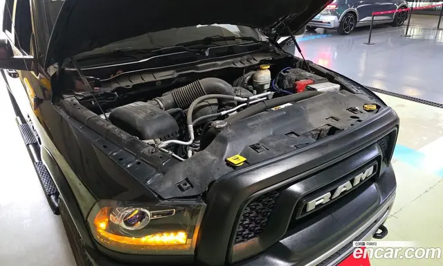 Dodge Ram Pick Up 2017 5.7 АКПП, миниатюра 6