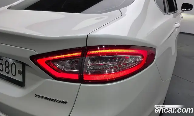 Ford Mondeo 2017 2.0 АКПП, миниатюра 9