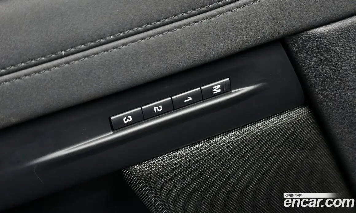 Land Rover Range Rover Evoque 2021 2.0 АКПП, фото 19