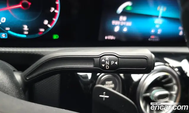 Mercedes-Benz A-Class 2021 2.0 АКПП, миниатюра 12