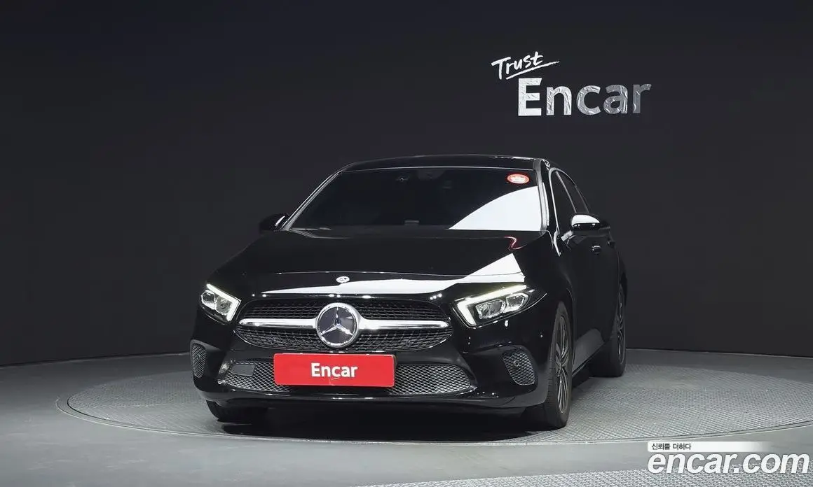 Mercedes-Benz A-Class 2021 2.0 АКПП, фото 3