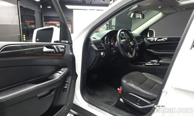 Mercedes-Benz GLS-Class 2017 3.0 АКПП, миниатюра 10 Mercedes-Benz GLS-Class 2017 3.0 АКПП, миниатюра 10