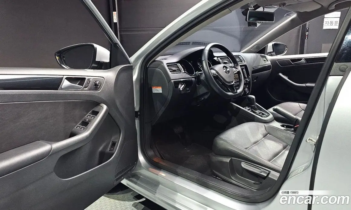 Volkswagen Jetta 2015 2.0 АКПП, фото 10