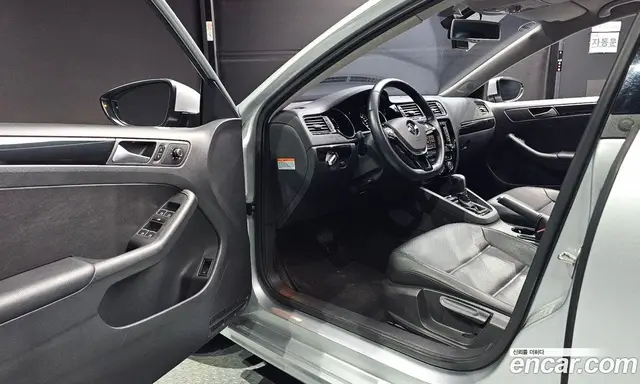 Volkswagen Jetta 2015 2.0 АКПП, миниатюра 10