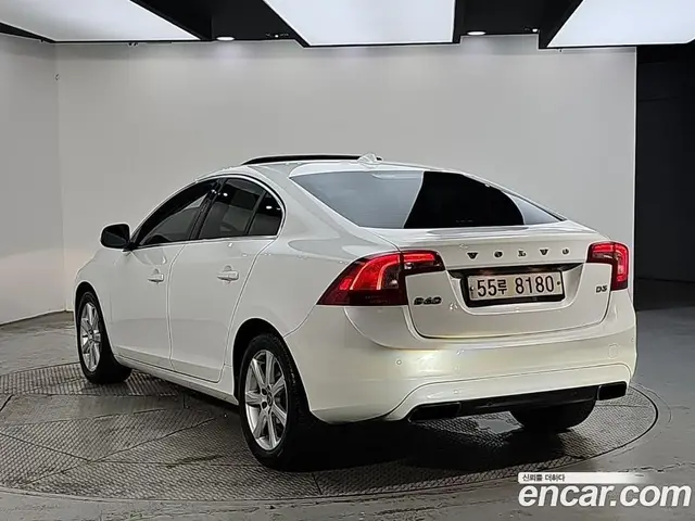 Volvo S60 2017 2.0 АКПП, миниатюра 3 Volvo S60 2017 2.0 АКПП, миниатюра 3