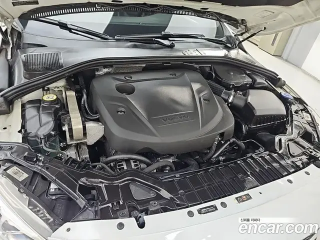 Volvo S60 2017 2.0 АКПП, миниатюра 6 Volvo S60 2017 2.0 АКПП, миниатюра 6