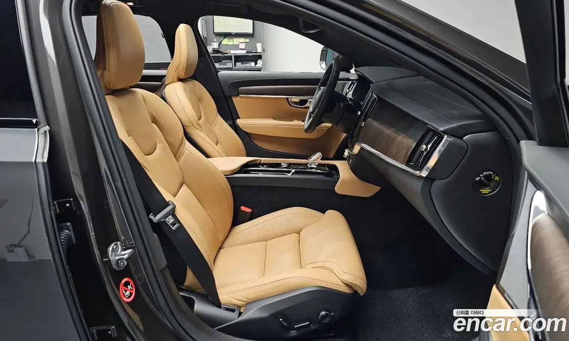 Volvo V90 2024 2.0 АКПП, фото 16