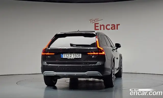 Volvo V90 2024 2.0 АКПП, миниатюра 3