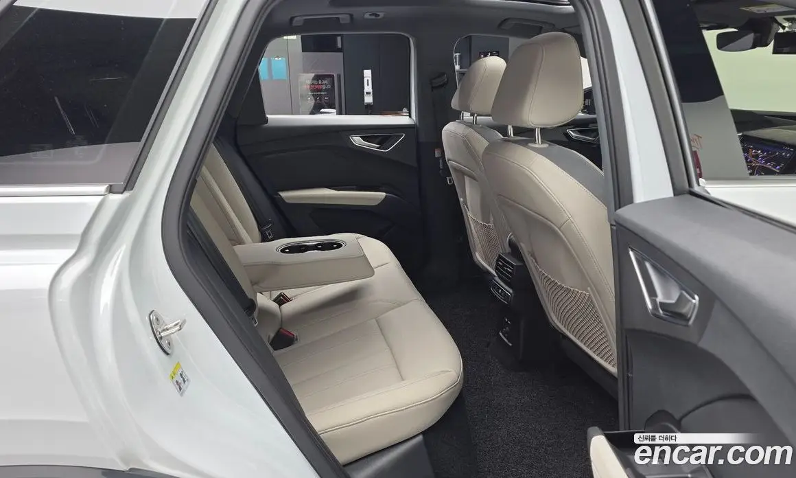 Audi Q4 e-tron 2025 0.2 АКПП, фото 15