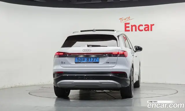 Audi Q4 e-tron 2025 0.2 АКПП, миниатюра 3