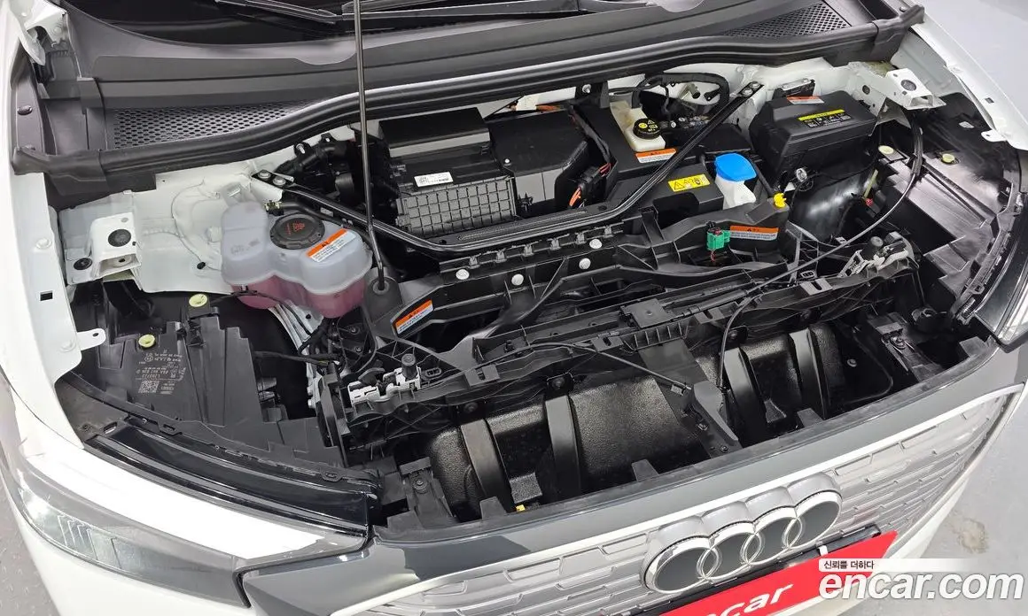 Audi Q4 e-tron 2025 0.2 АКПП, фото 5