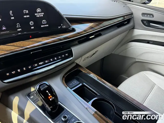 Cadillac Escalade 2023 6.2 АКПП, миниатюра 11