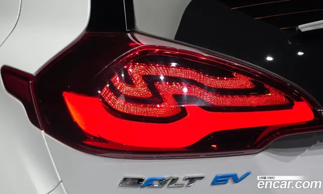 Chevrolet Bolt EV 2018 0.2 АКПП, миниатюра 9