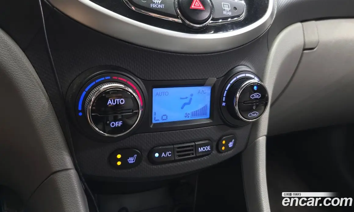 Hyundai Accent 2011 1.6 МКПП, фото 16